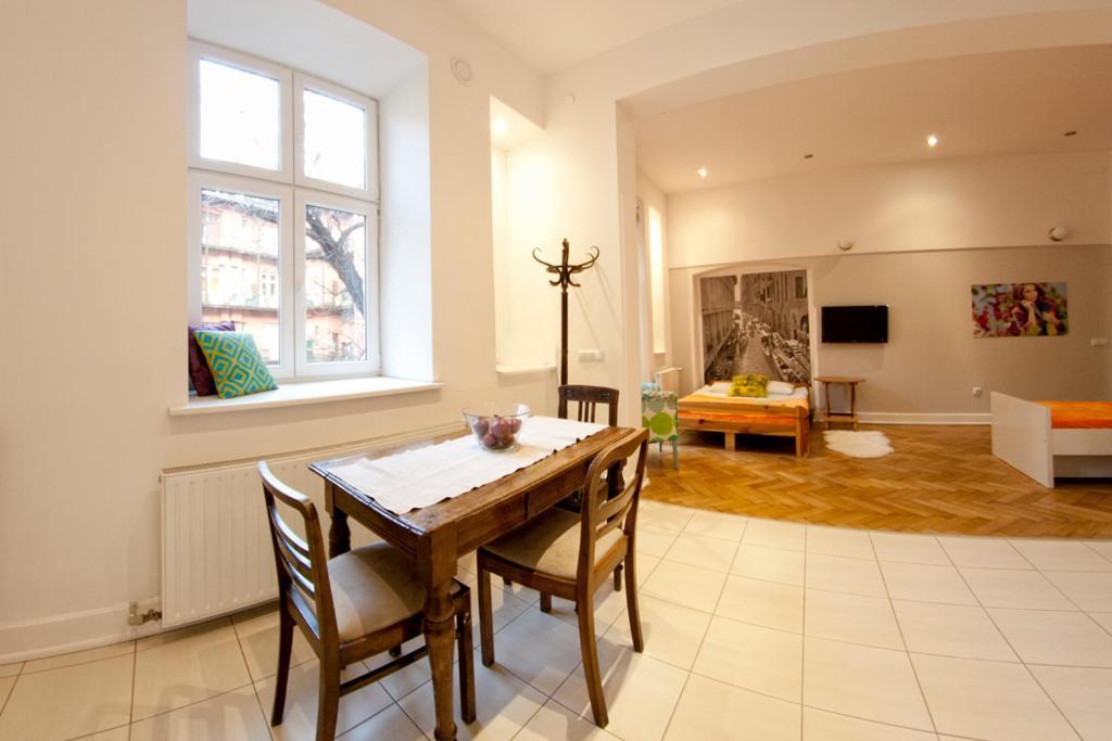 Hotel Pokoje Bagatela Stare Miasto Krakau Zimmer foto