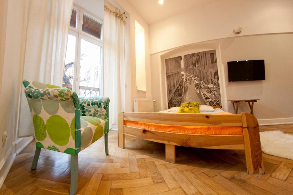 Hotel Pokoje Bagatela Stare Miasto Krakau Zimmer foto